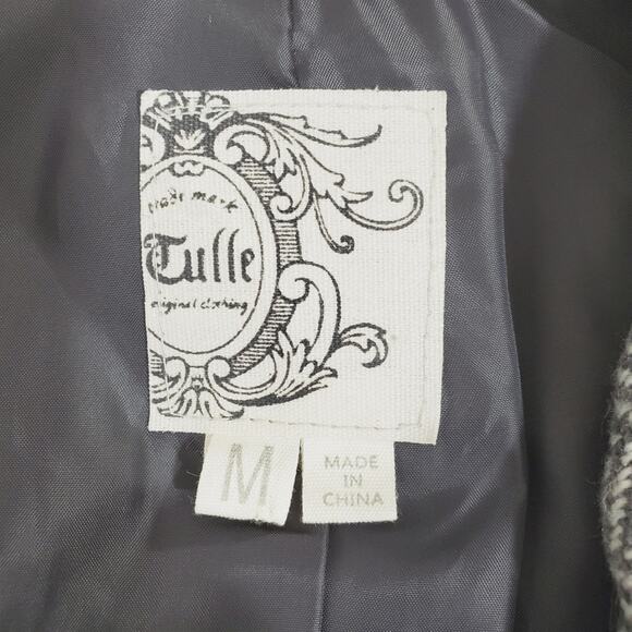 Tulle | Wool Blend Herringbone Pattern Contrast Trim Blazer - Picture 5 of 8